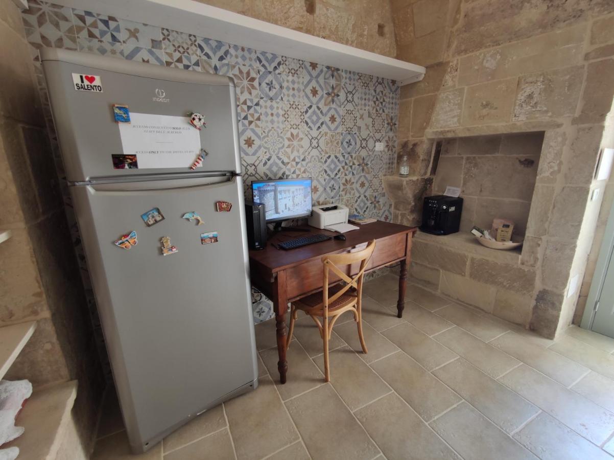 Dimora Assuntina Martano Acomodação com café da manhã Exterior foto