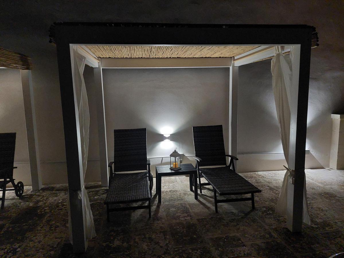Dimora Assuntina Martano Acomodação com café da manhã Exterior foto